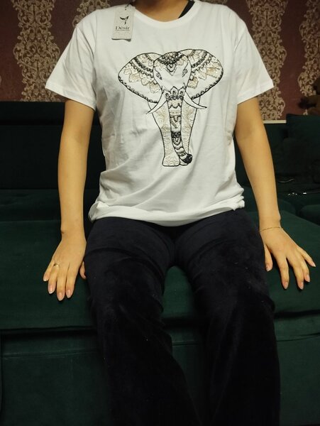 Футболка с ручной вышивкой бисером, Турция