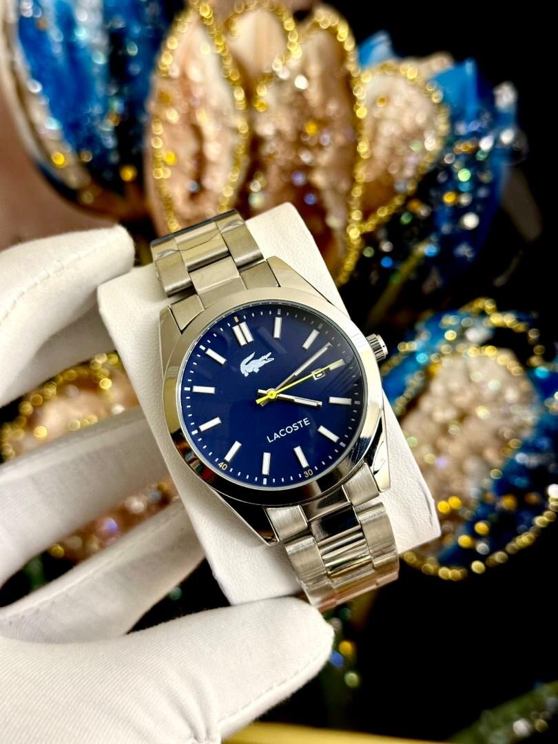 Montre Lacoste élégante