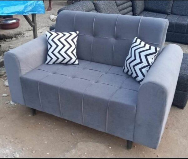 Canapé moderne 2 places