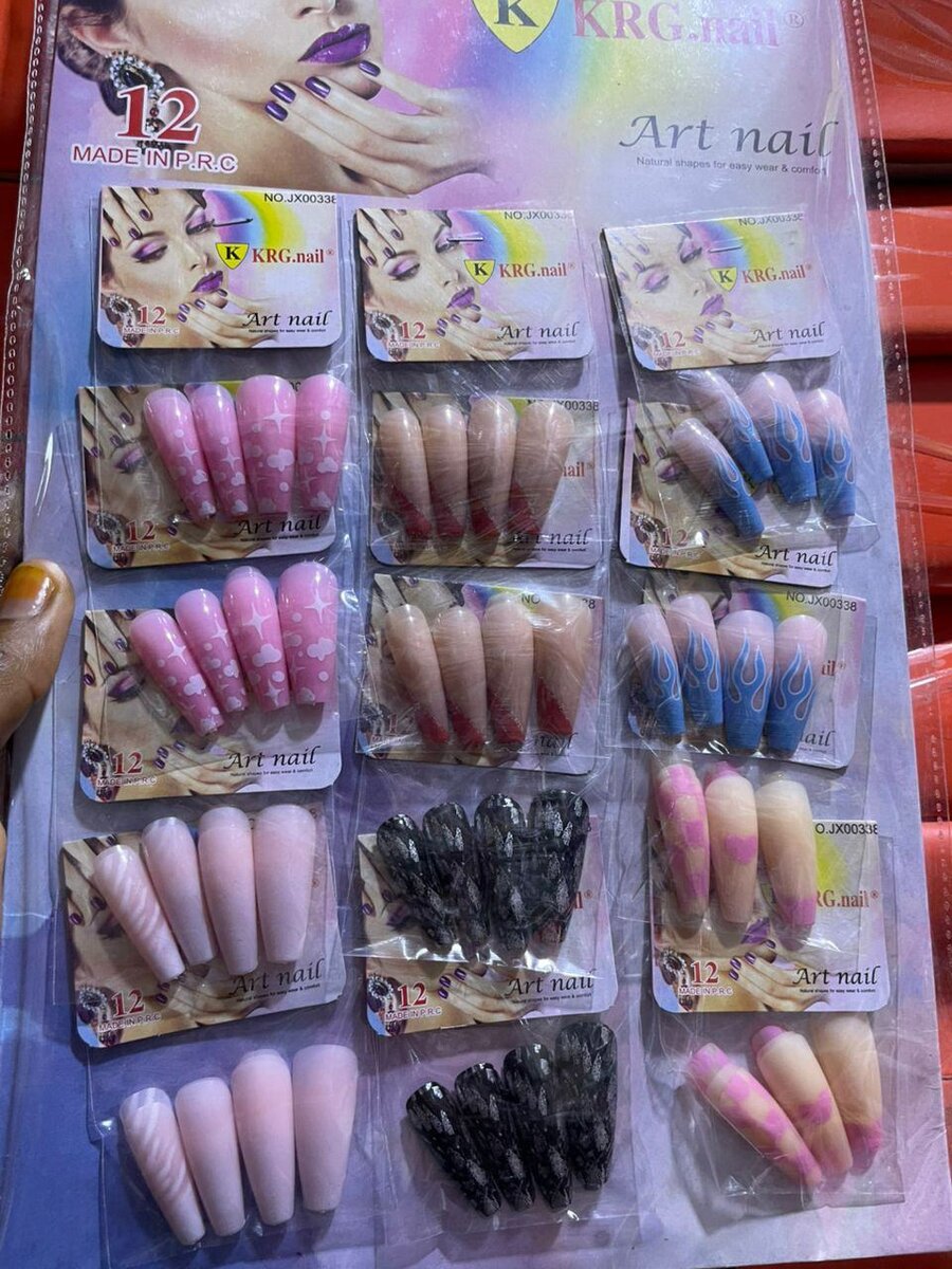 Faux Ongles Design Varié