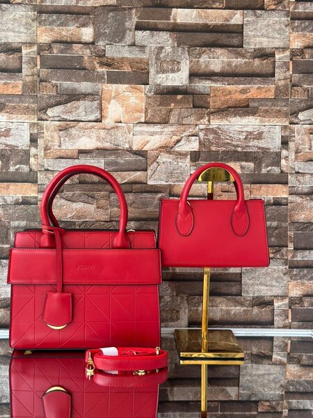 Corporate handheld bags