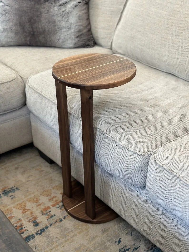 Table d'appoint en bois élégant