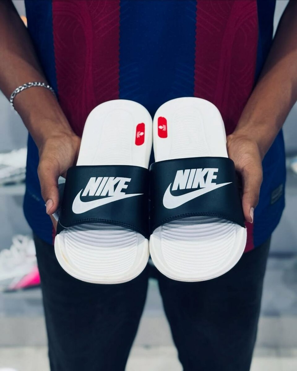 Nike flip