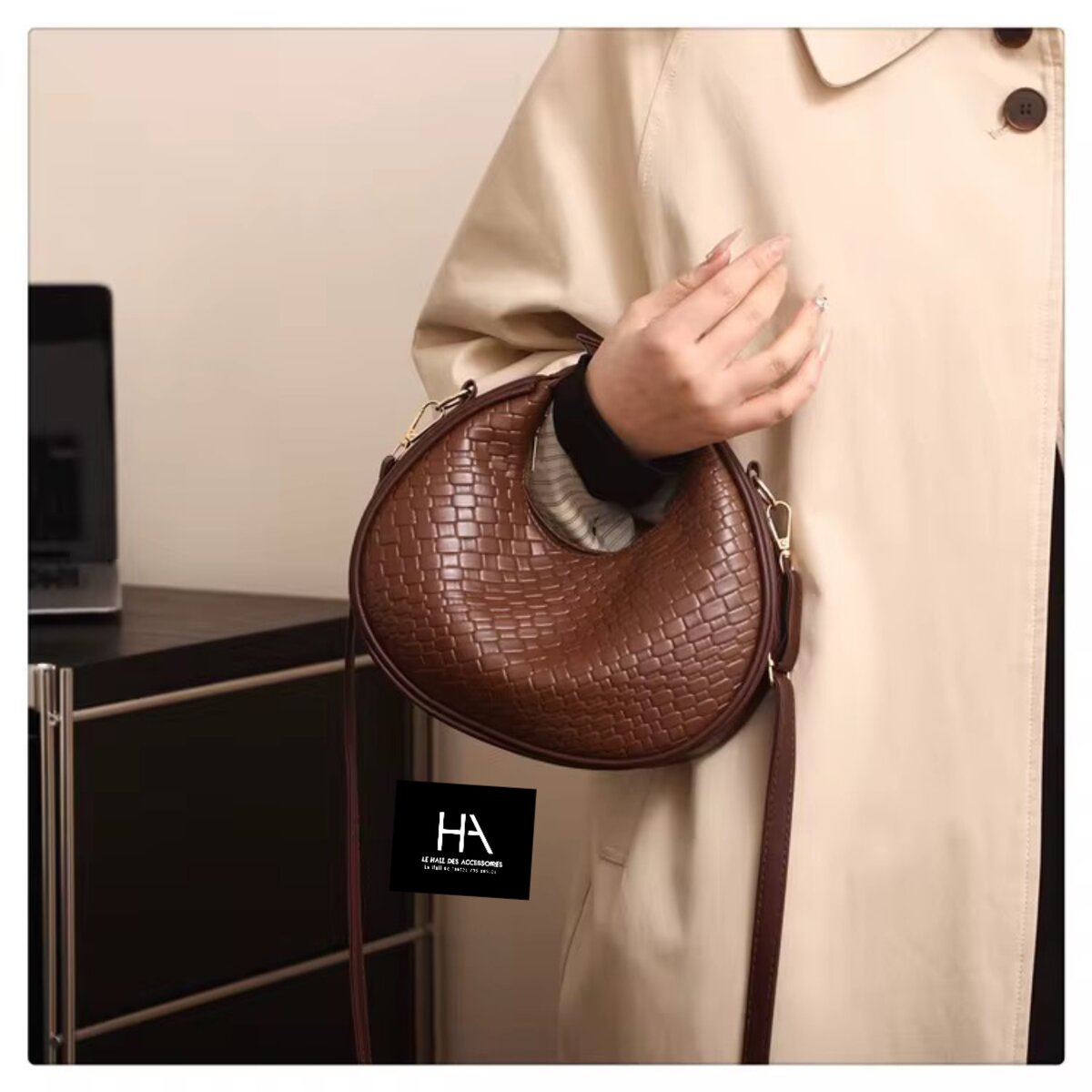 Sac à bandoulière tissé élégant