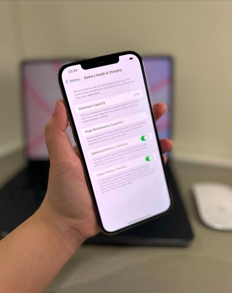 IPhone 12 Pro Max 256GB Factory Unlocked Complete Package