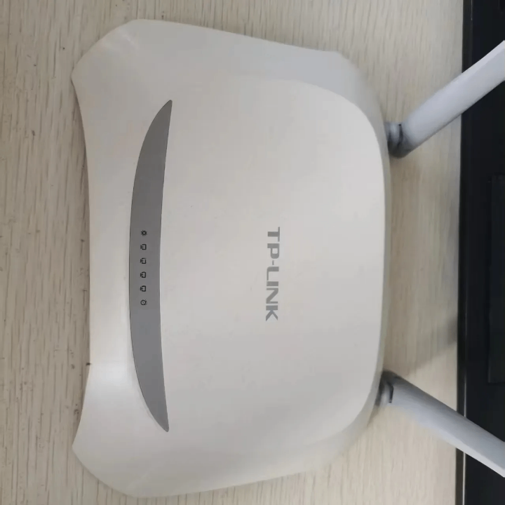 Routeur Wi-Fi TP-Link WR842N