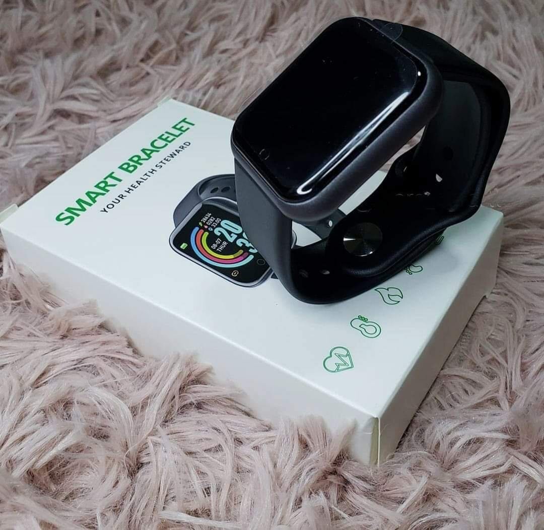 Montres connectées D20