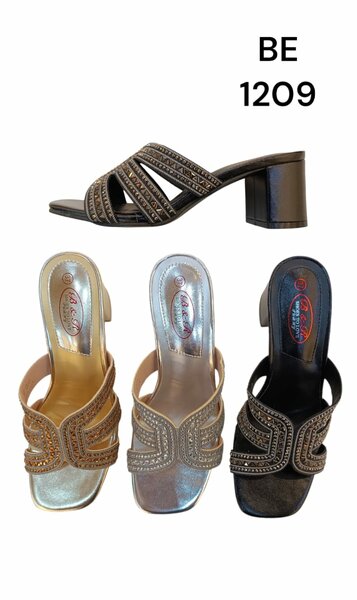 Ladies  block-heel quality slippers