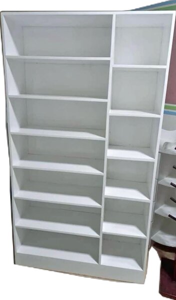 Étagère murale blanche