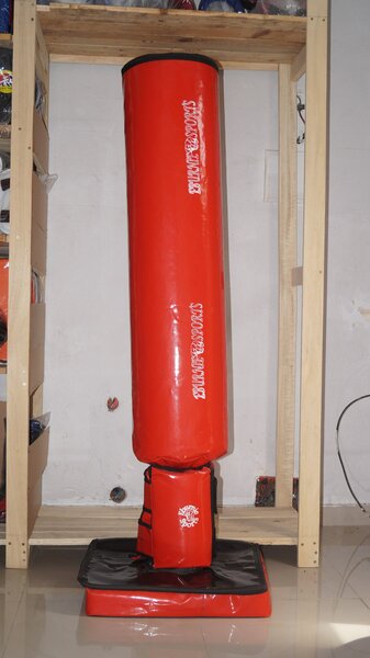 Sac de frappe autoportant