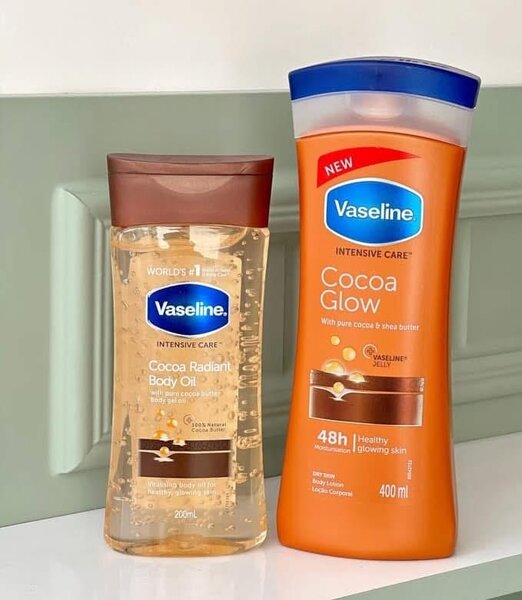 Vaseline Huile et Lotion Cacao