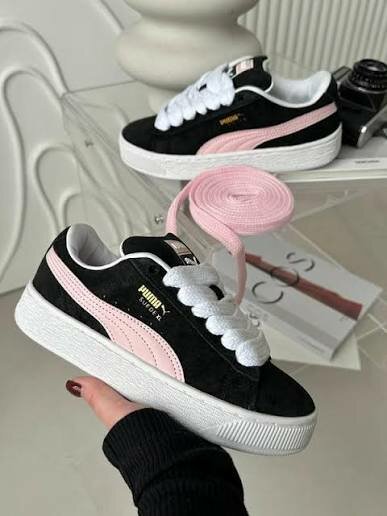 Baskets Puma Suede Noires et Roses