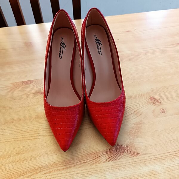 Escarpin et sandales à talon