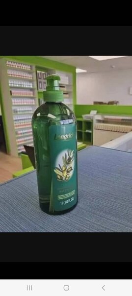 Ge.l dou.che à l'oli.ve