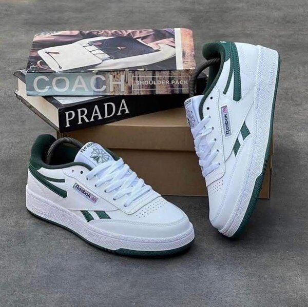 Baskets blanches Reebok rétro