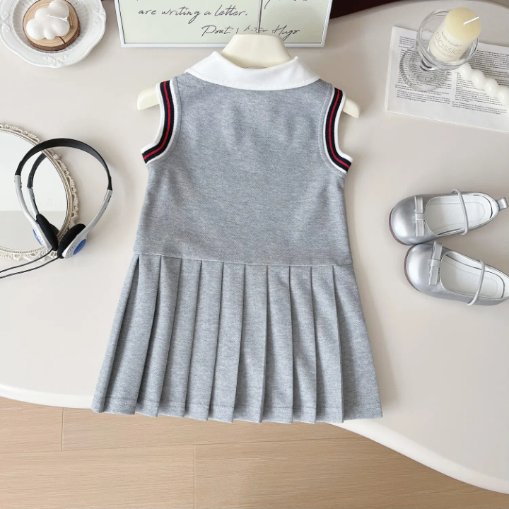 Robe sans manches fille élégante