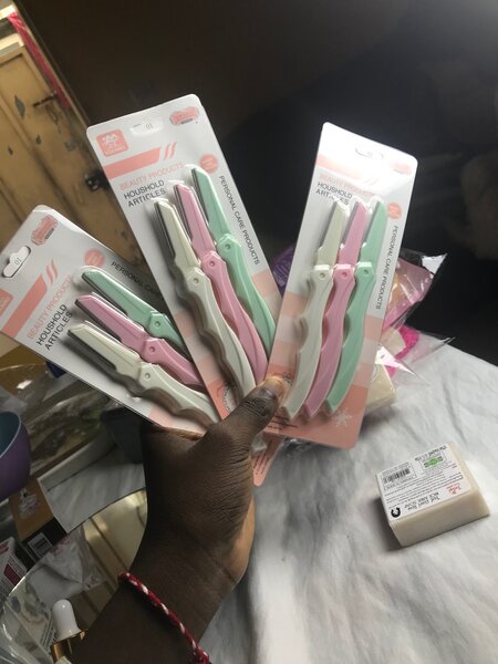 Lot de rasoirs visage pliables