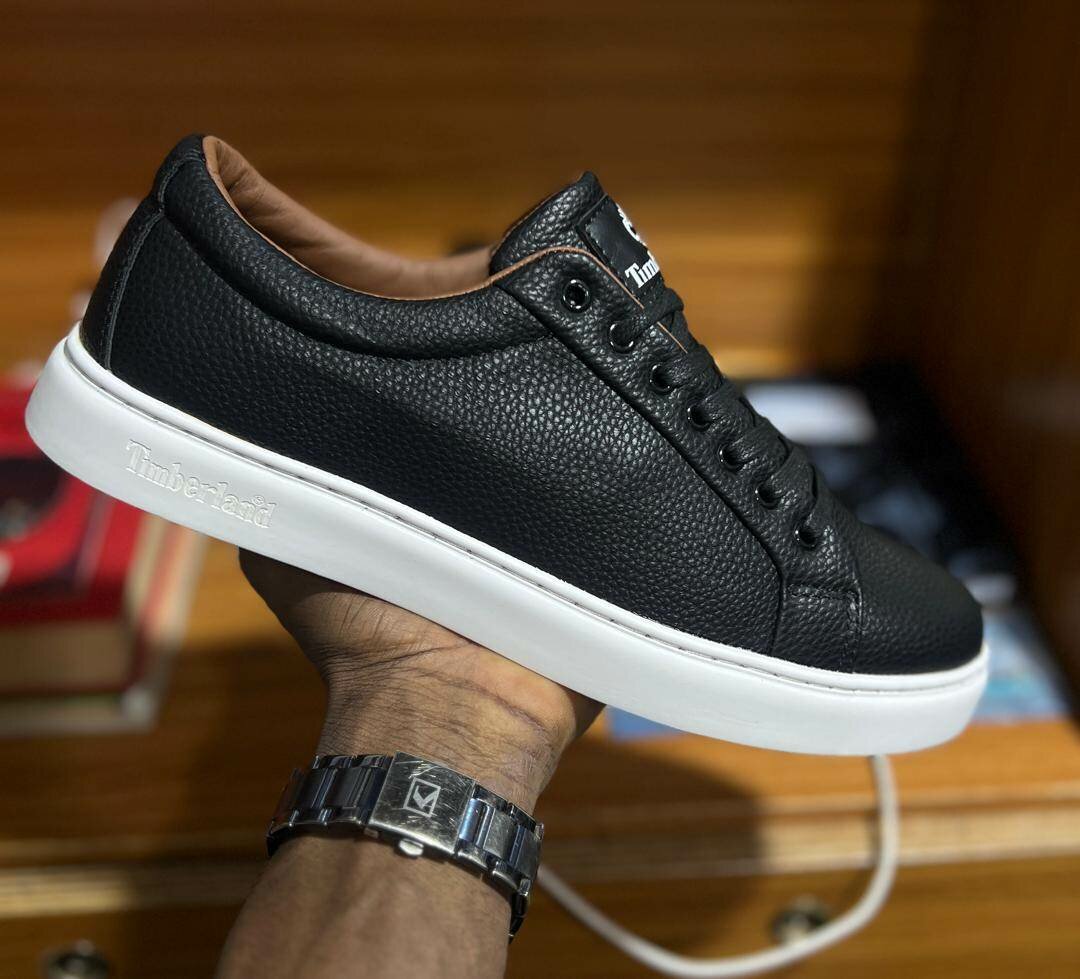 Sneakers en cuir élégants homme