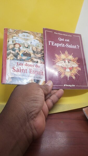 2 livrets sur l'Esprit Saint