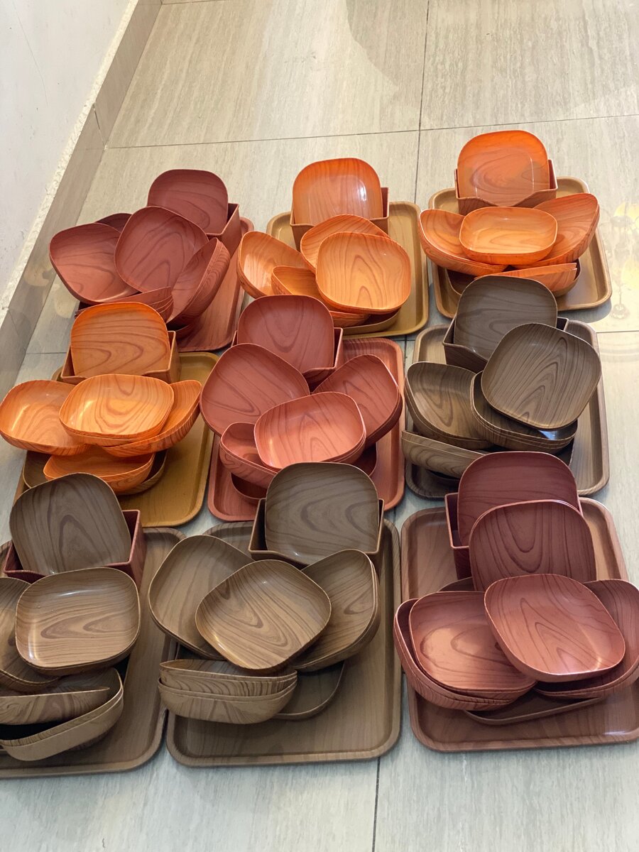 Assiette Carrée Bois Élégante