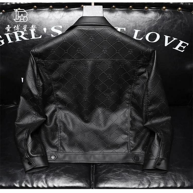 Veste en cuir motif quadrillé