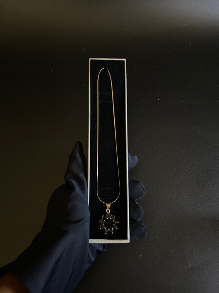 Infinity circle black