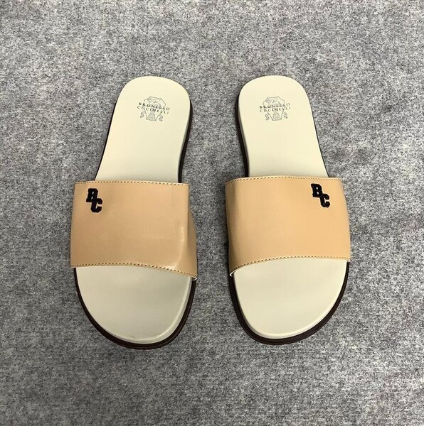 Sandales en cuir élégantes