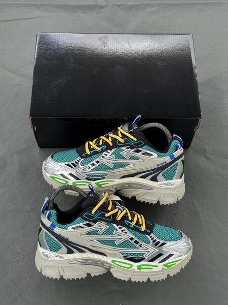 Sneakers unisex tendance