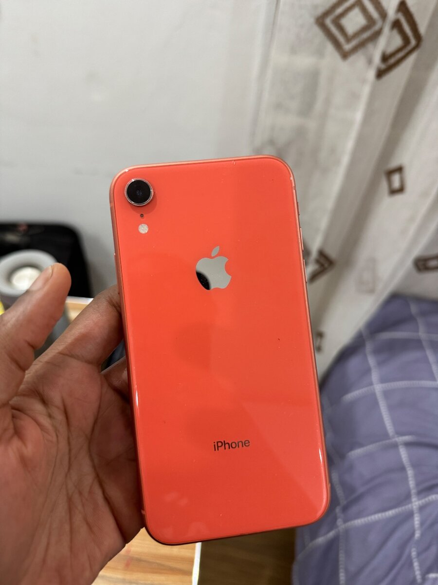 iPhone XR