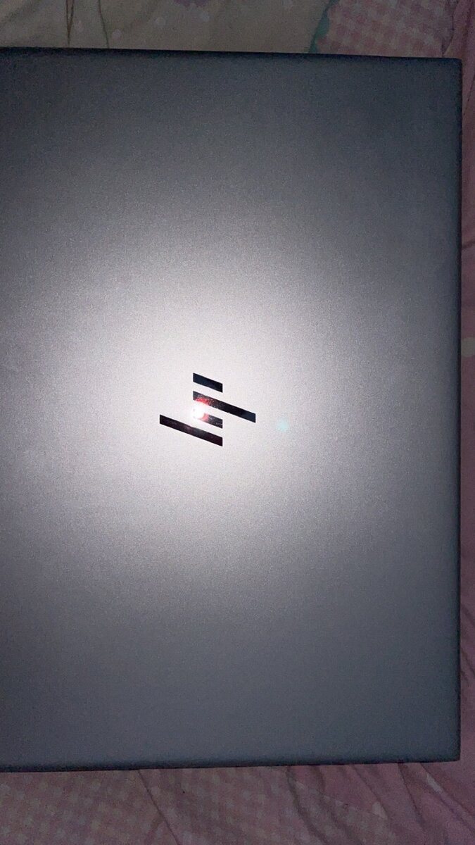 Ordinateur portable professionnel rapide