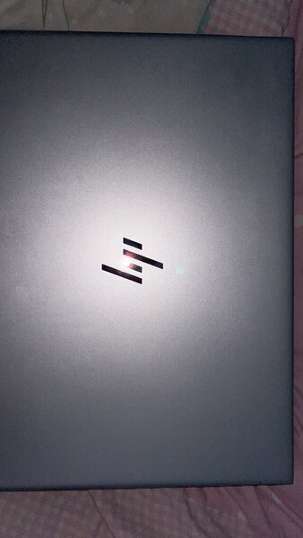 Ordinateur portable professionnel rapide