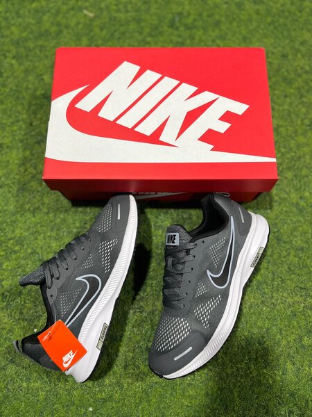 Nike Chaussures de Sport Homme