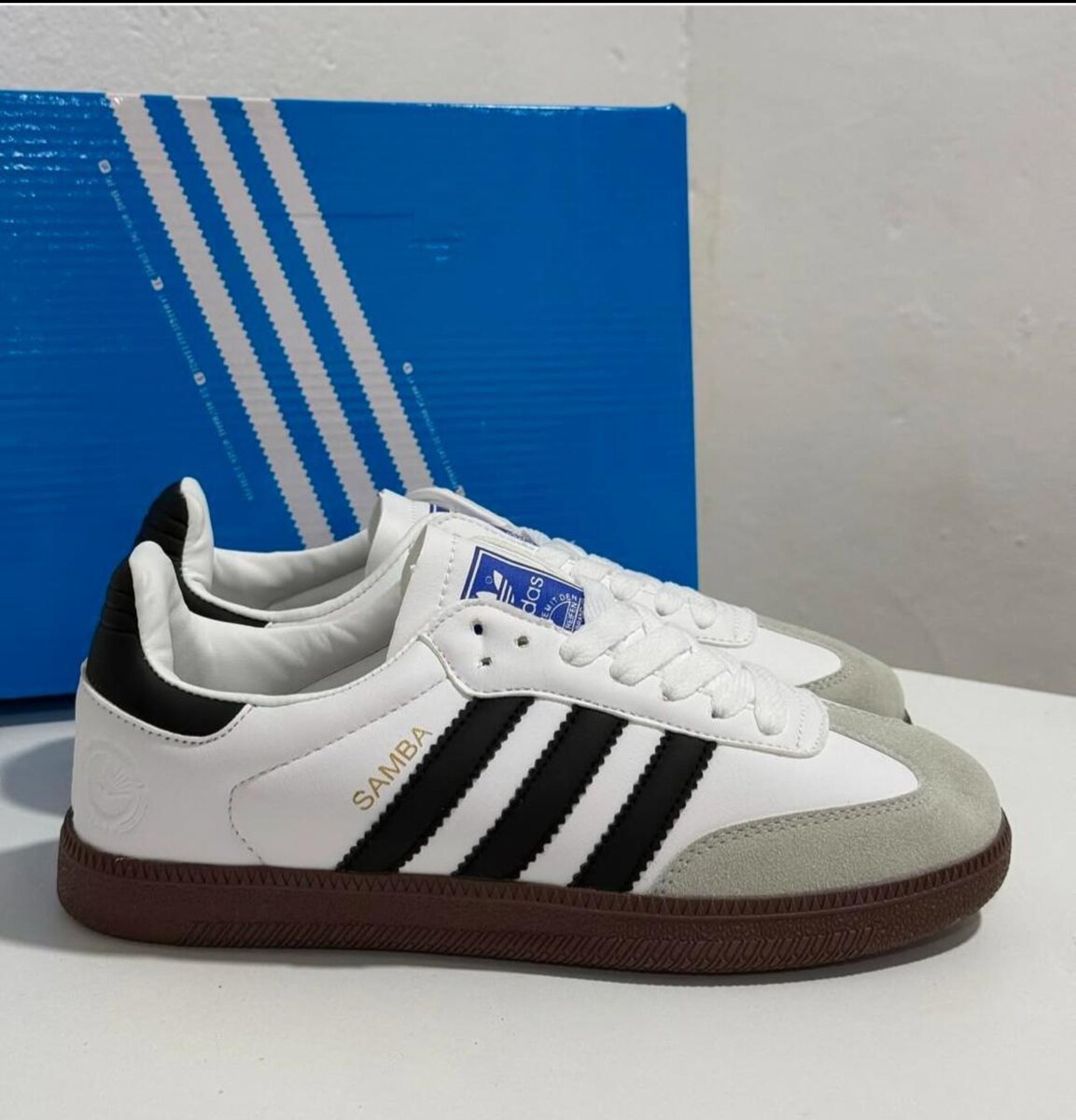 Adidas Sambas