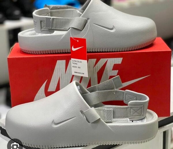 Nike Calm Mule