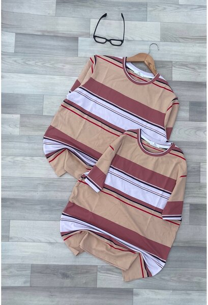 T-shirts rayés assortis