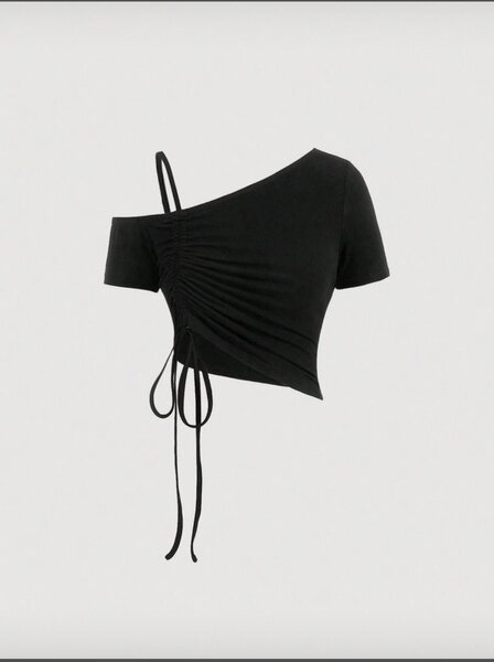 Top asymétrique élégant femme