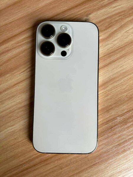 Iphone 14 Pro quasi neuf