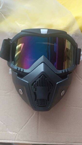 Lunettes anti poussière