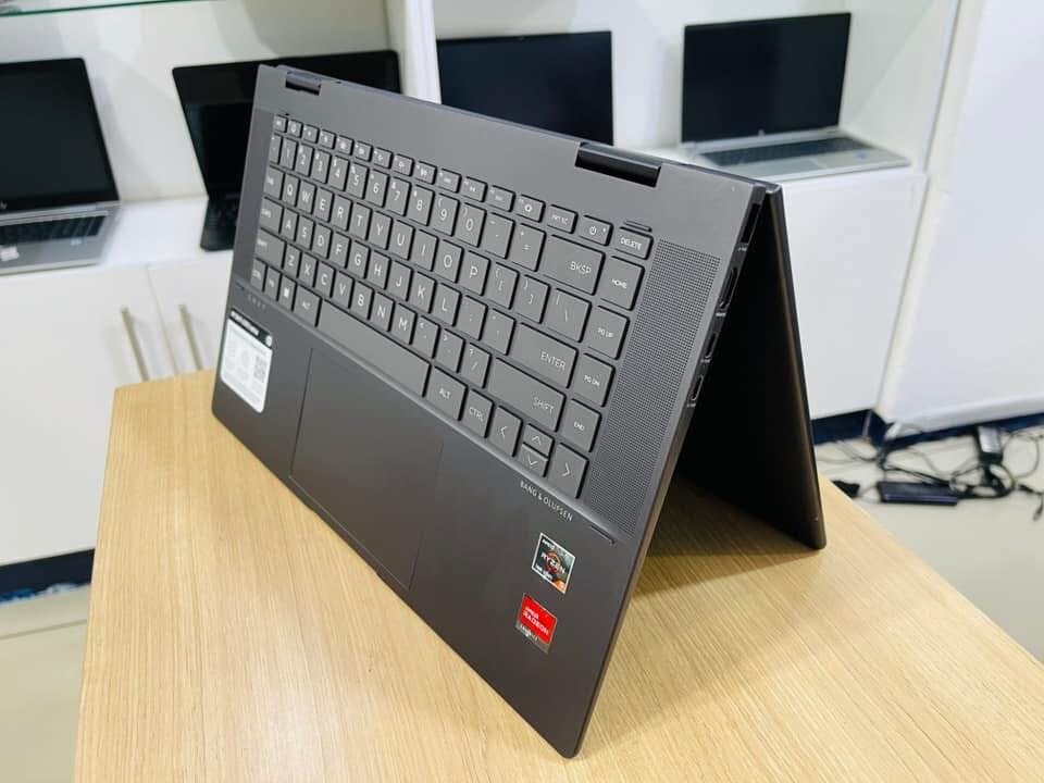 HP Envy X360 Convertible AMD R