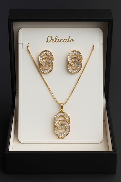 Ensemble boucle, chaîne en or