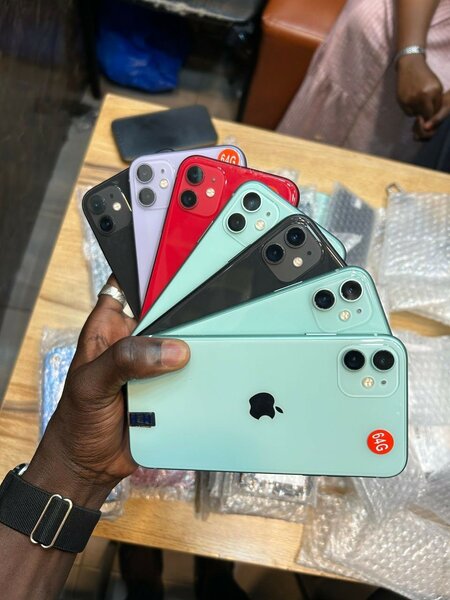 iPhone 11 64giga casineuf importé vendu avec garantie