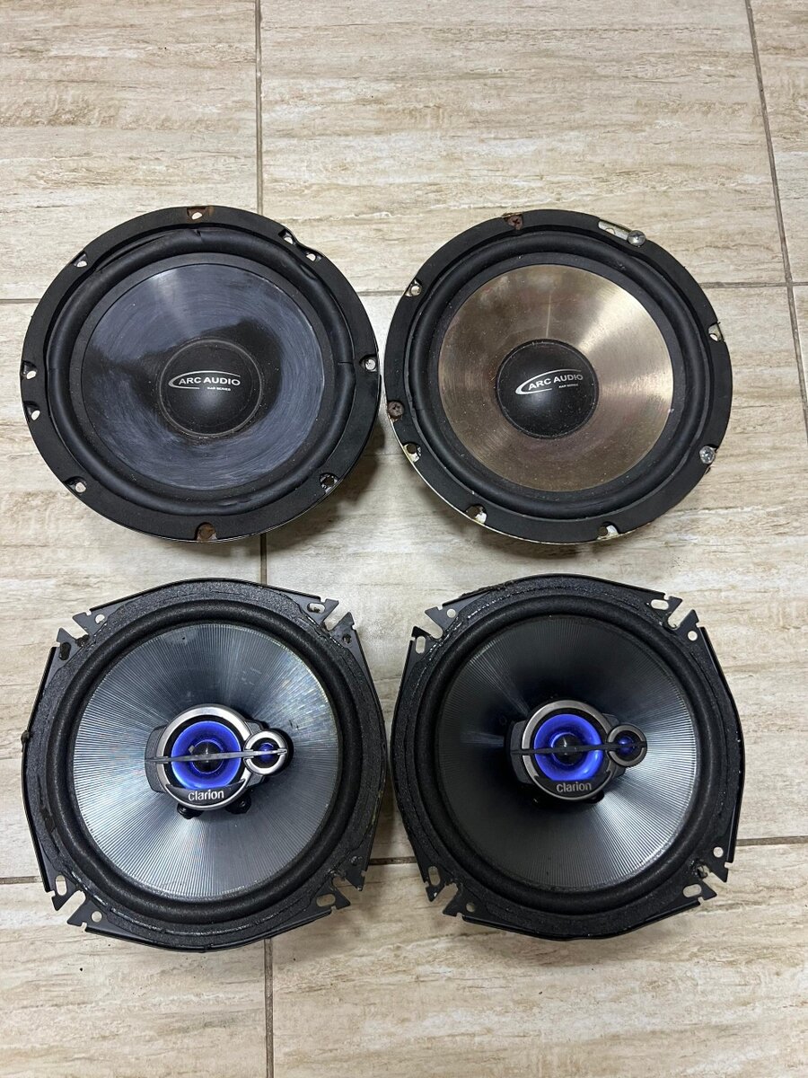 Продаю колонки оригинал привозные Япония