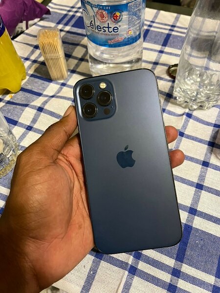 iPhone 12 Pro Max