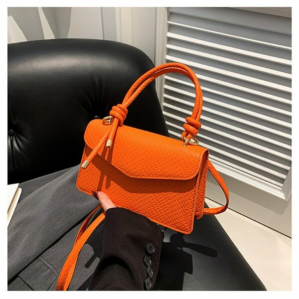 Fashionable women's bag orange