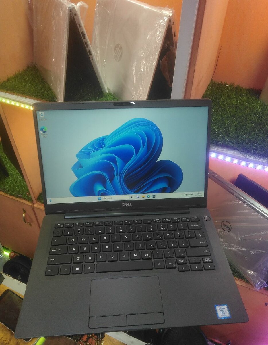 DELL LATITUDE 7300