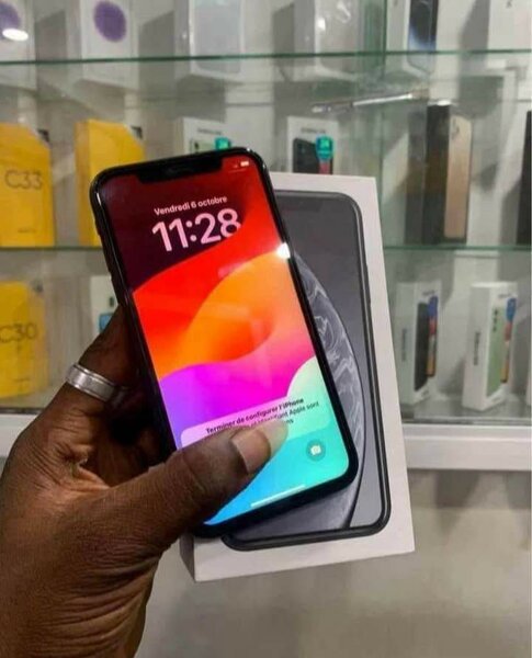 iPhone XR Noir Débloqué
