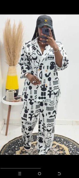 Ensemble à motifs géométriques