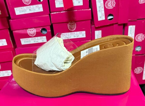 Talon dame de qualité