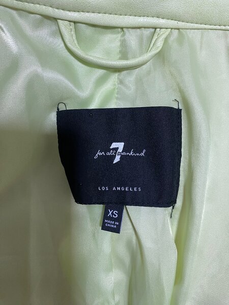 Новая куртка  «For all manknid Los angeles»