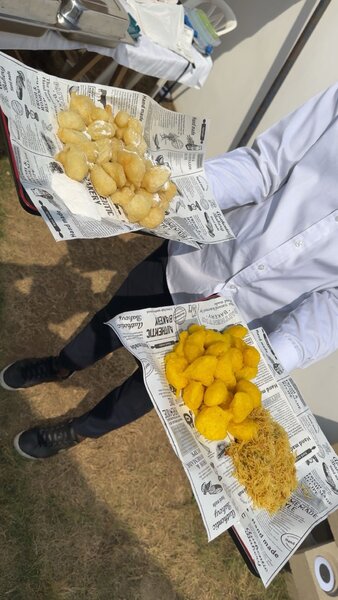 Galette jaune ,vermicelles bouillie ou le jus